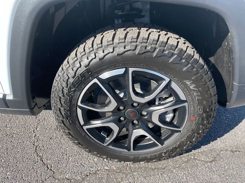 New 2026 Jeep Compass Trailhawk w/ Sun, Sound & Navigation Group image 12