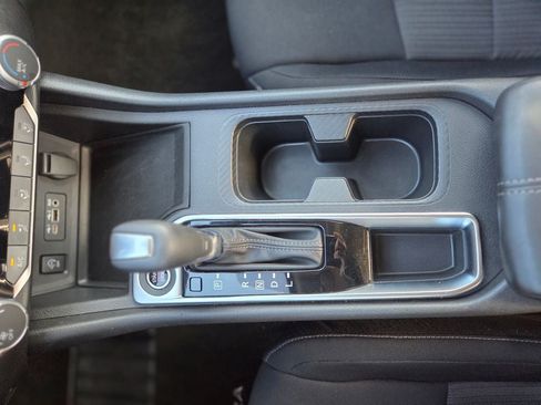 Used 2024 Nissan Sentra SV FWD image 27
