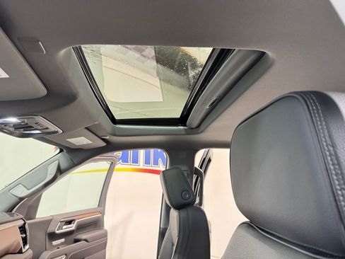 New 2026 GMC Sierra 1500 Denali w/ Denali Reserve Package image 14