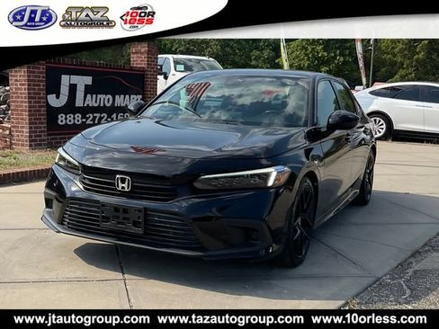 Used 2023 Honda Civic Sport image 3