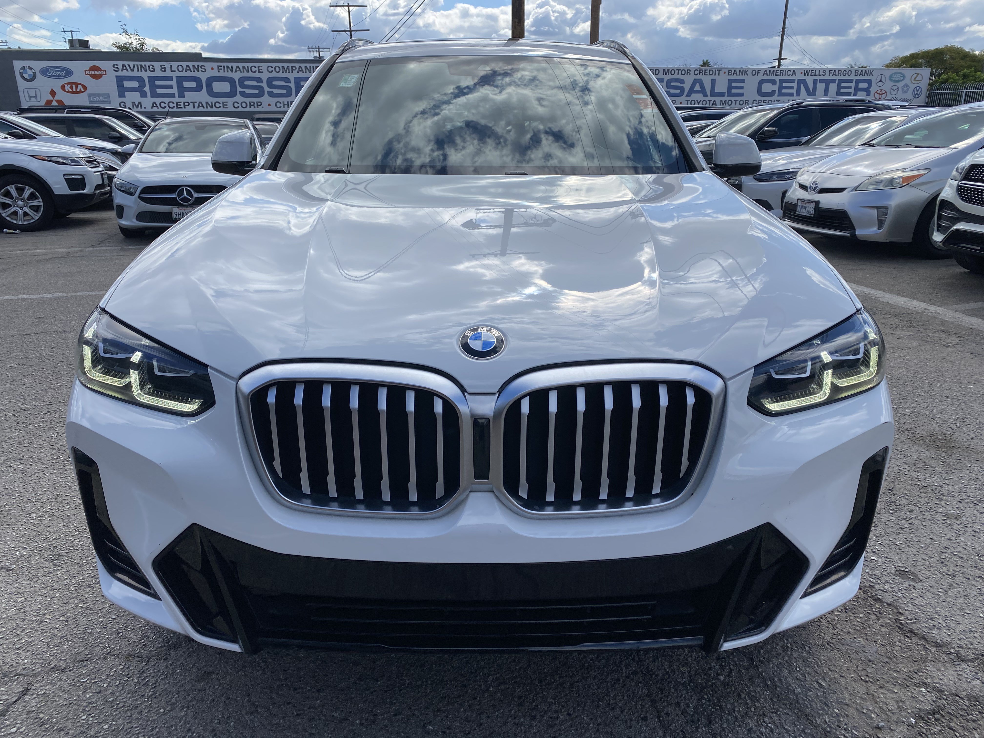 Used 2022 BMW X3 sDrive30i w/ M Sport Package 2 RWD image 3