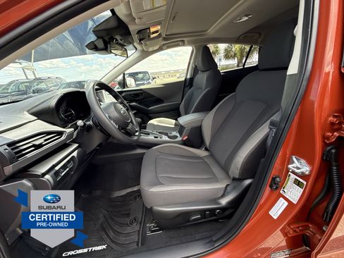 Used 2025 Subaru Crosstrek 2.5i Premium AWD/4WD image 18