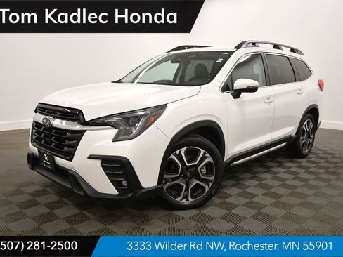 Used 2023 Subaru Ascent Limited AWD/4WD image 1