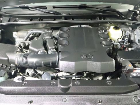 Used 2016 Toyota 4Runner SR5 Premium AWD/4WD image 20
