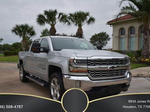 Used 2017 Chevrolet Silverado 1500 LT w/ Texas Edition RWD image 5