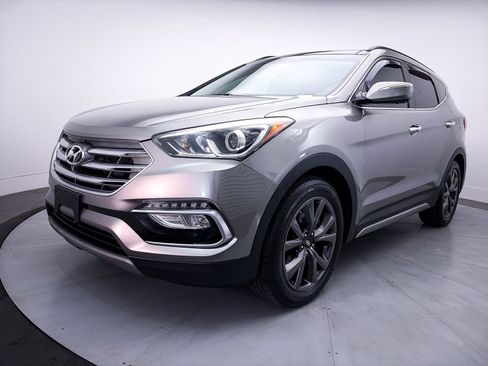 Used 2018 Hyundai Santa Fe Sport FWD image 10