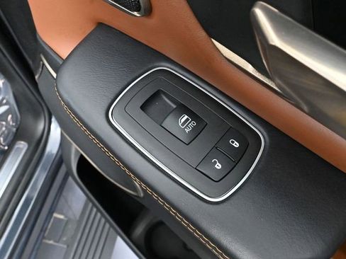 Used 2019 RAM 1500 Laramie Longhorn image 49