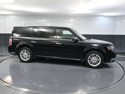 Used 2016 Ford Flex SEL w/ Equipment Group 202A image 3