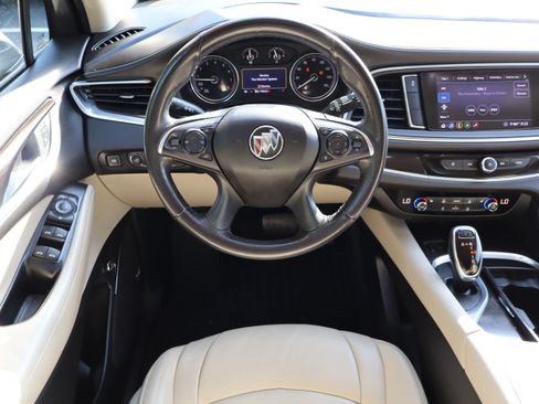 Used 2020 Buick Enclave Essence w/ Sound and Sites Package FWD image 23