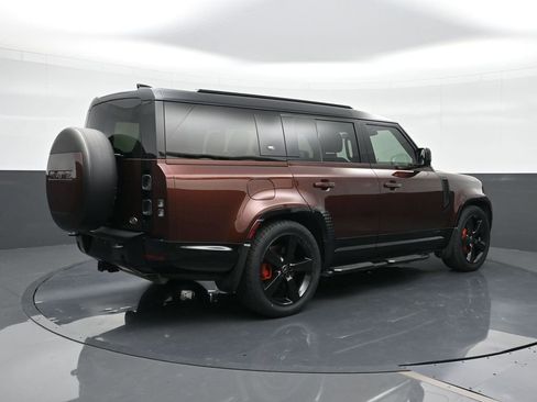 Used 2023 Land Rover Defender 130 X image 12