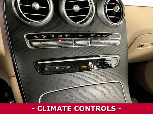 Used 2022 Mercedes-Benz GLC 300 image 15