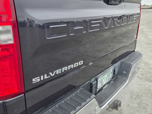 Used 2022 Chevrolet Silverado 1500 LTZ AWD/4WD image 14
