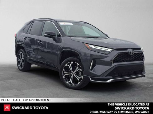 Certified 2025 Toyota RAV4 XSE AWD/4WD image 1