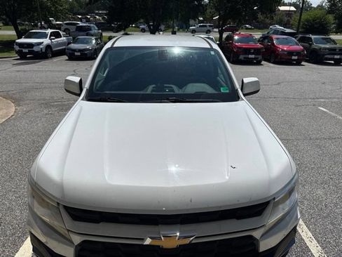 Used 2021 Chevrolet Colorado LT RWD image 2
