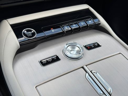 New 2026 Lincoln Navigator L Reserve AWD/4WD image 30