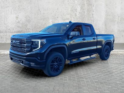 Used 2023 GMC Sierra 1500 Pro w/ Graphite Edition