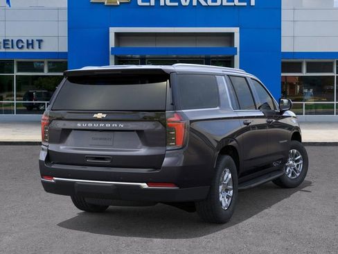 New 2026 Chevrolet Suburban LS image 4