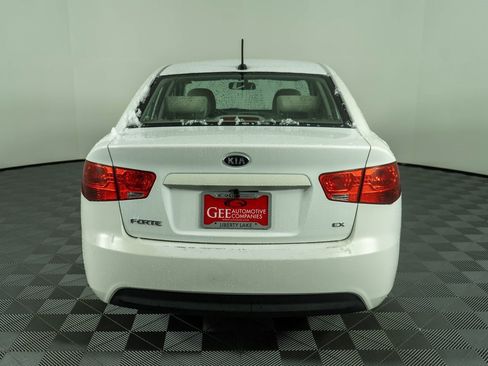 Used 2010 Kia Forte EX image 5