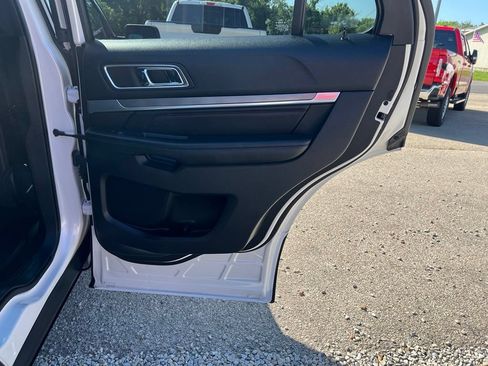 Used 2016 Ford Explorer Sport w/ Equipment Group 401A AWD/4WD image 19