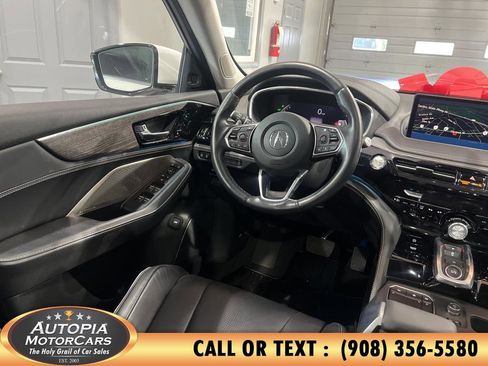Used 2023 Acura MDX SH-AWD w/ Advance Package image 29
