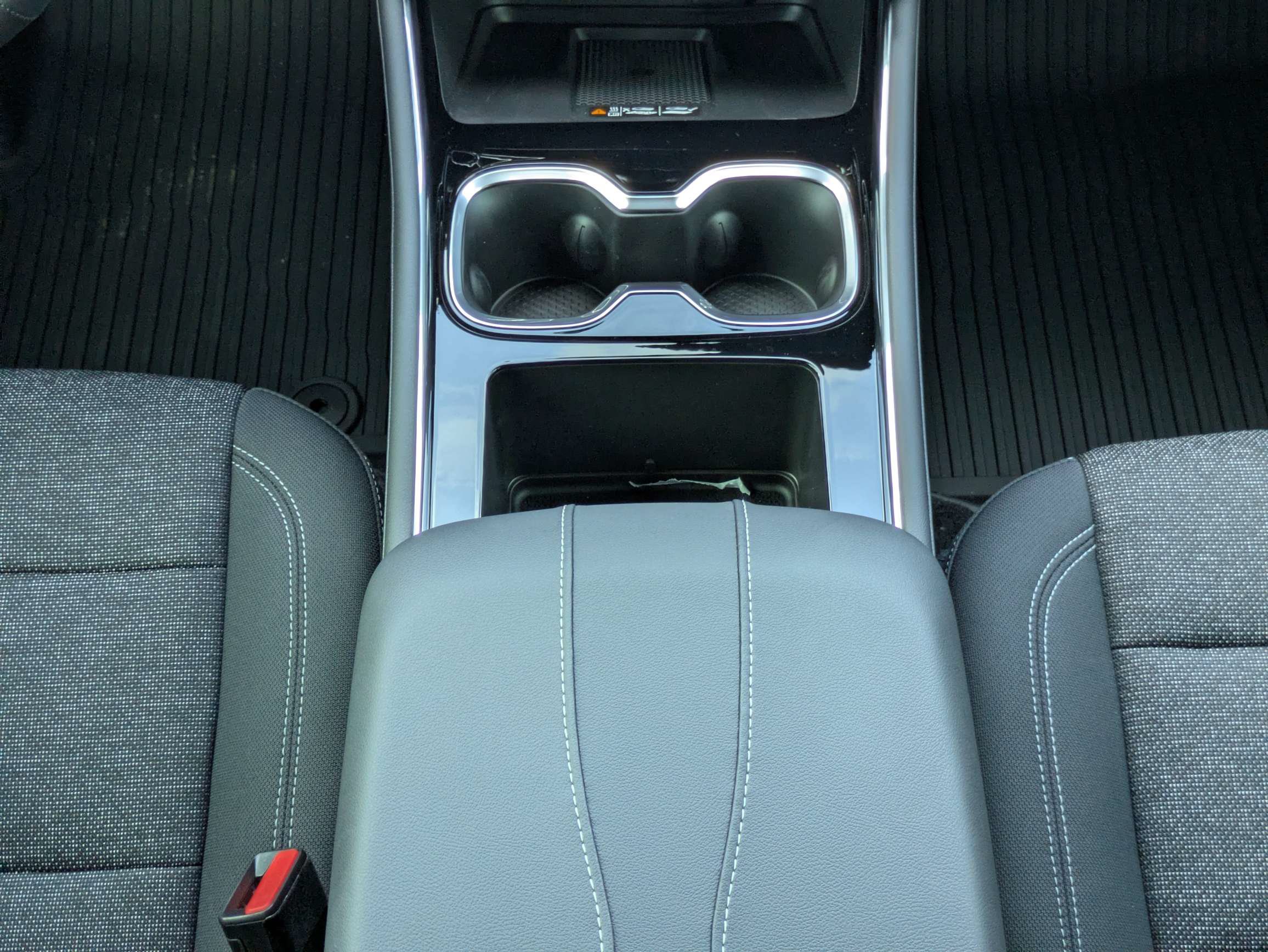 New 2027 Chevrolet Traverse LT w/ Driver Confidence Package FWD image 6