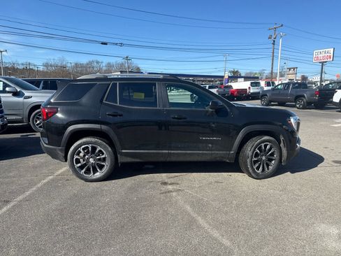 New 2026 GMC Terrain Elevation w/ Elevation Premium Package image 8