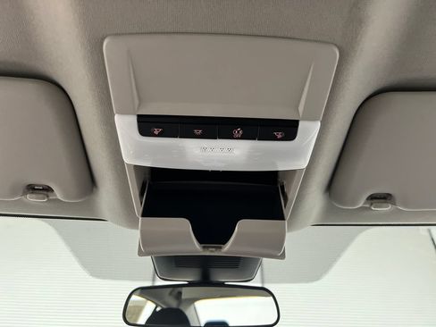 Used 2025 Nissan Sentra SV FWD image 61
