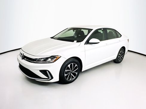 Used 2025 Volkswagen Jetta S FWD image 3