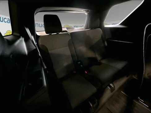 Used 2023 Chevrolet Traverse LT w/ LPO, Floor Liner Package AWD/4WD image 17
