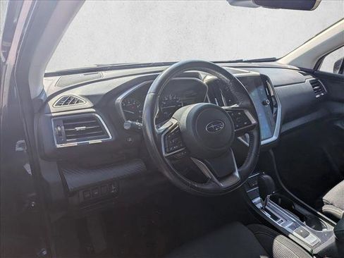Certified 2023 Subaru Ascent Premium w/ Convenience Package AWD/4WD image 9