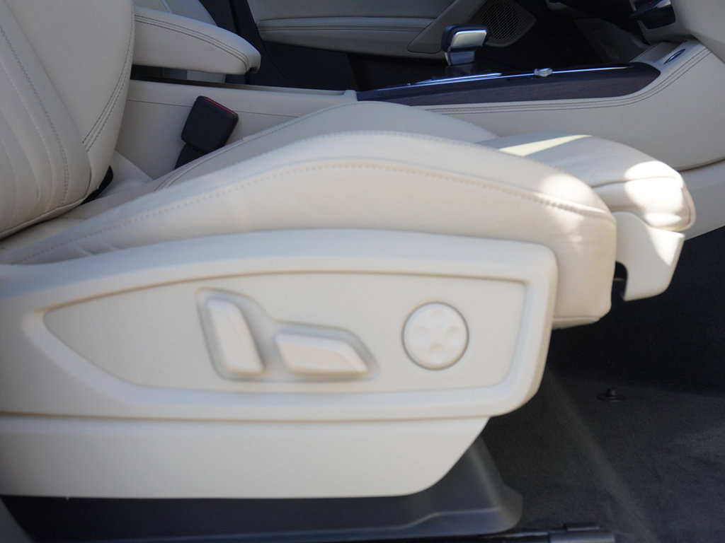Used 2023 Audi Q5 2.0T Premium Plus w/ Premium Plus Package AWD/4WD image 95