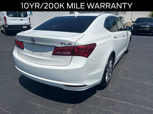 Used 2018 Acura TLX FWD image 4