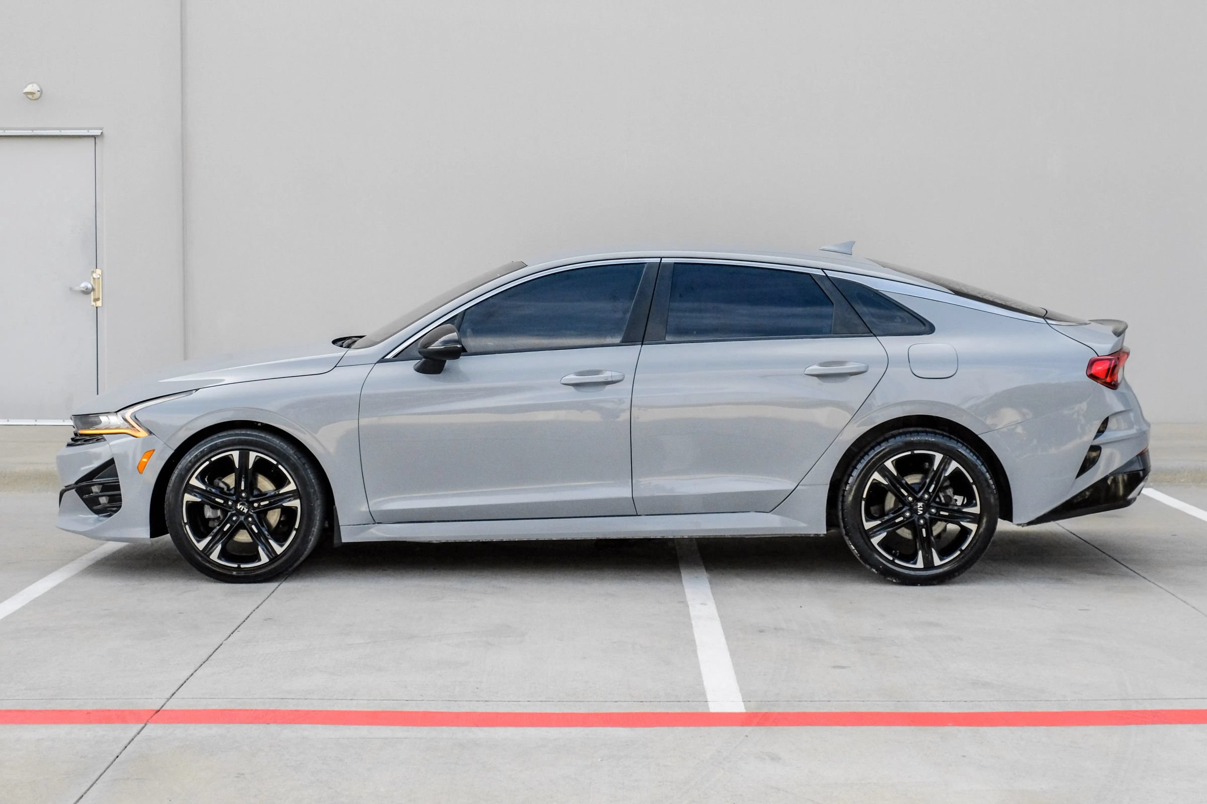 Used 2021 Kia K5 GT-Line FWD image 9