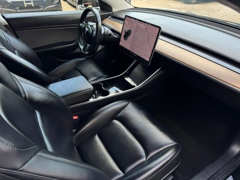Used 2018 Tesla Model 3 Long Range AWD/4WD image 22