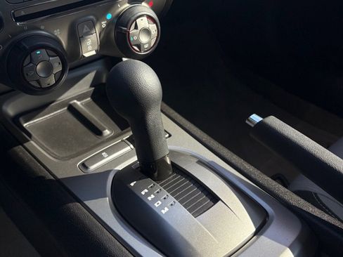 Used 2011 Chevrolet Camaro LT image 16