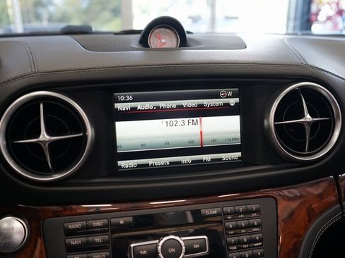Used 2015 Mercedes-Benz SL 550 SL 550 image 42