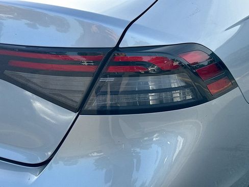 Used 2023 Honda Accord EX image 32