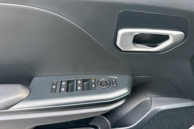 Used 2026 Kia K4 FWD image 8