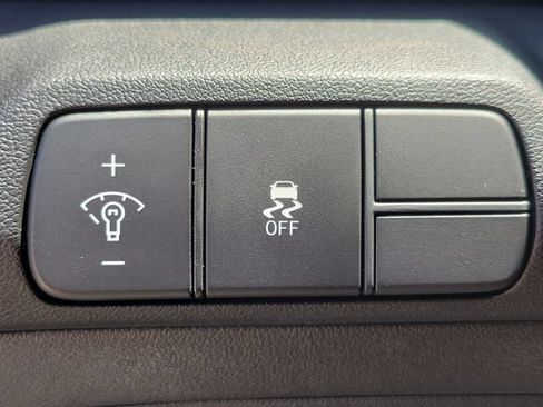 New 2026 Hyundai Elantra Sport FWD image 18