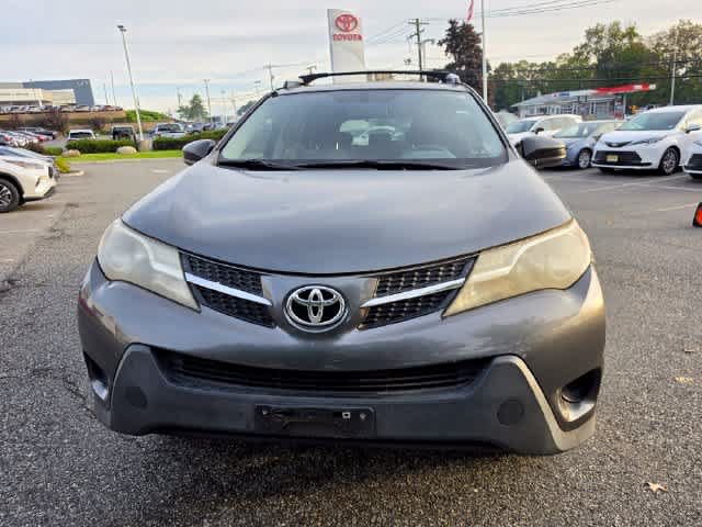 Used 2013 Toyota RAV4 LE FWD image 2