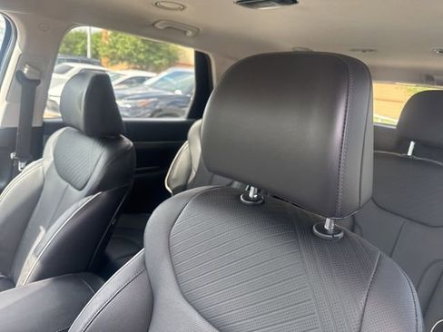 Used 2024 Hyundai Palisade SEL image 11