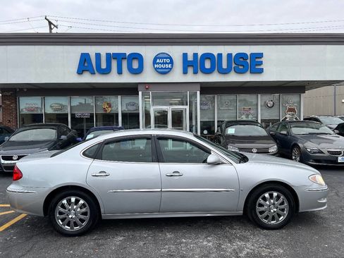 Used 2009 Buick LaCrosse CXL w/ Driver Confidence Package image 9