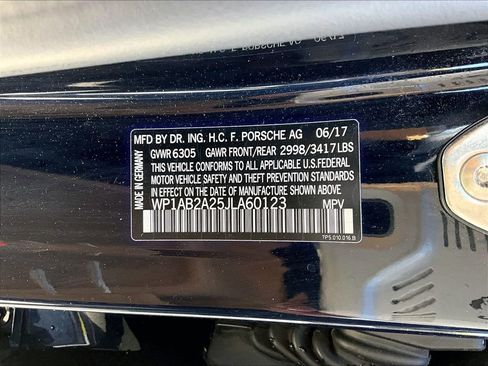 Used 2018 Porsche Cayenne S w/ Premium Package AWD/4WD image 31
