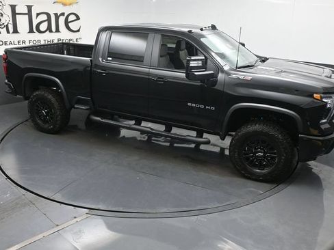 New 2026 Chevrolet Silverado 2500 ZR2 AWD/4WD image 26
