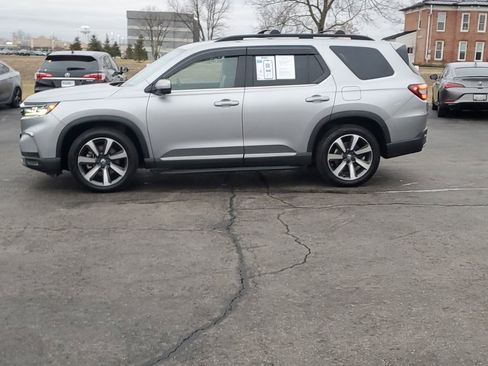 Certified 2023 Honda Pilot Elite image 4