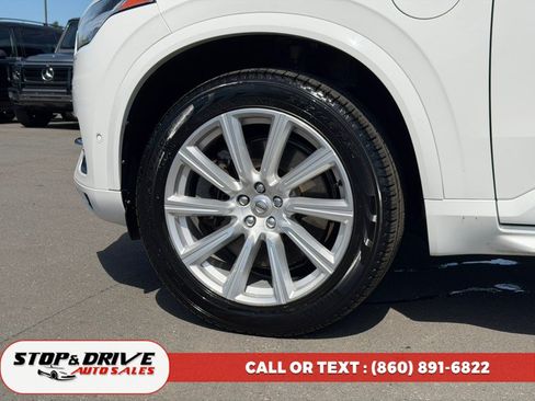 Used 2017 Volvo XC90 T8 Inscription w/ Vision Package AWD/4WD image 9