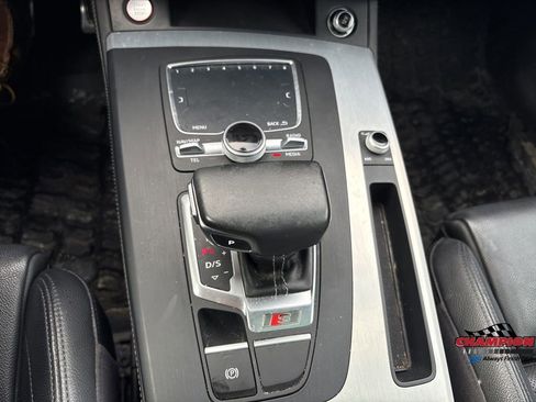 Used 2018 Audi SQ5 Premium Plus image 23
