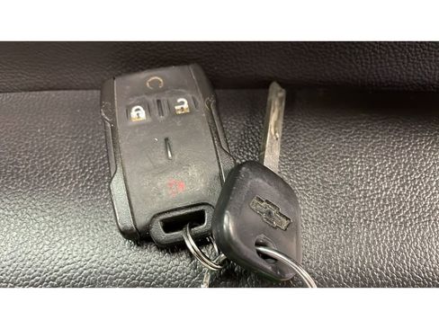 Used 2018 Chevrolet Silverado 1500 LT w/ All Star Edition image 19