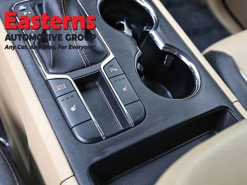 Used 2021 Kia Sedona EX image 21