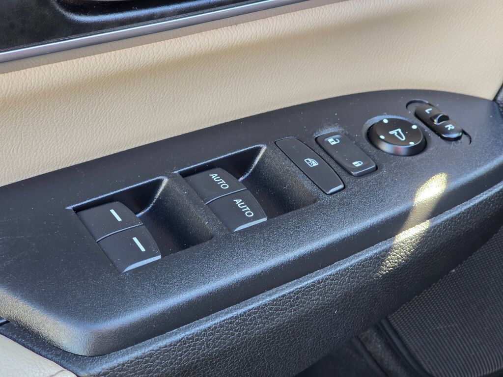 Certified 2017 Honda CR-V Touring image 26